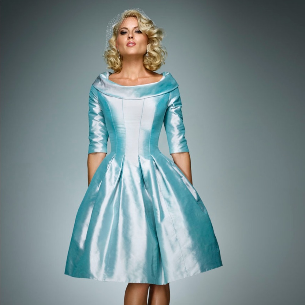 Ian Stuart dress